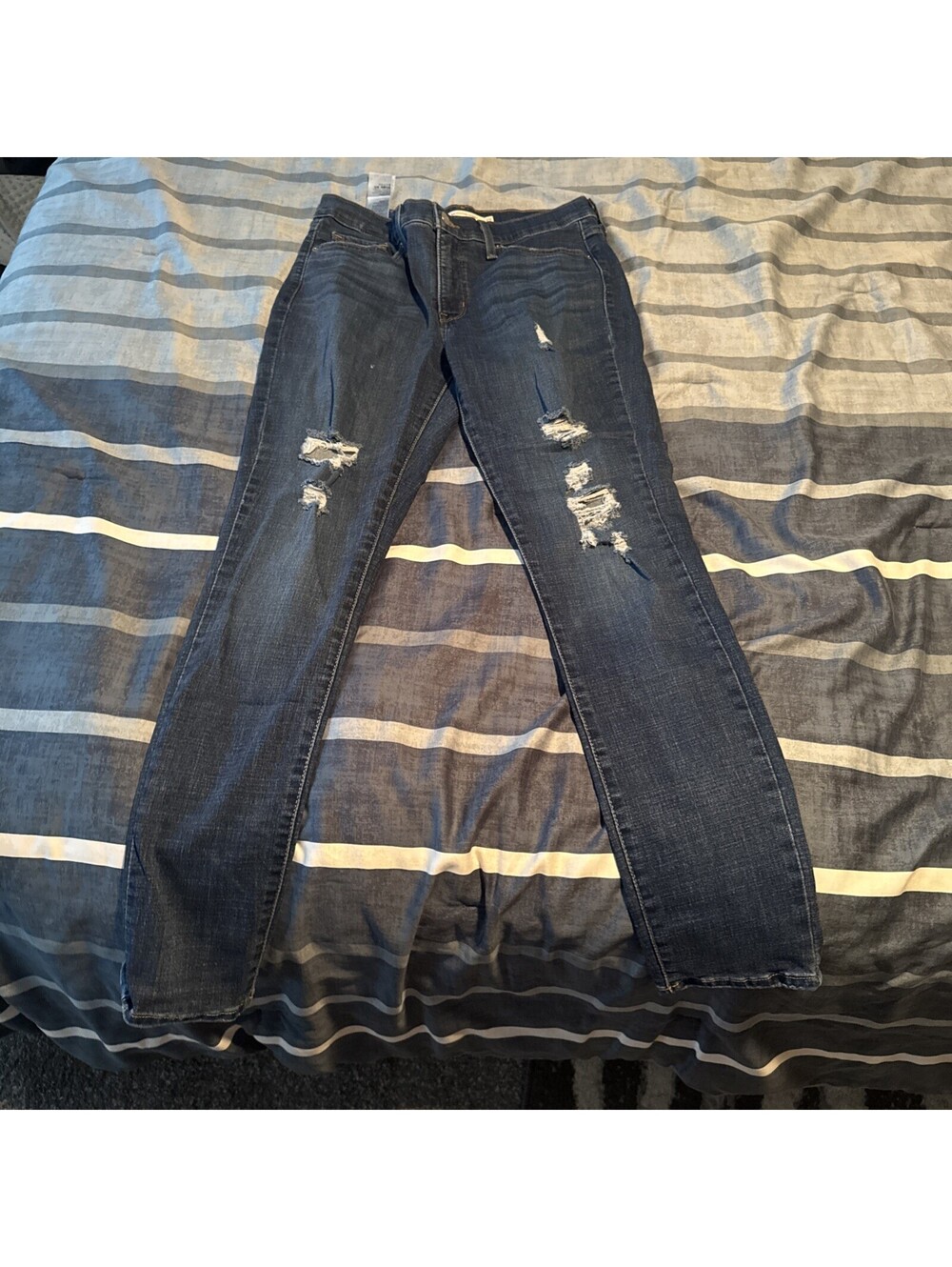 Levi's skinny jeans Sz 29